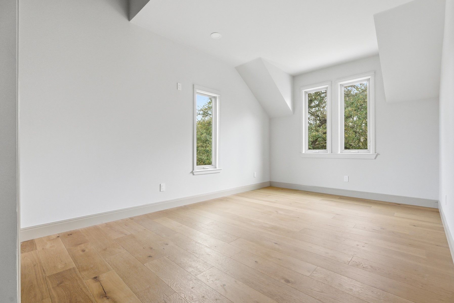 10259 Brangus Road Driftwood, TX 78619 - Photo 31 of 39 an empty room with a window