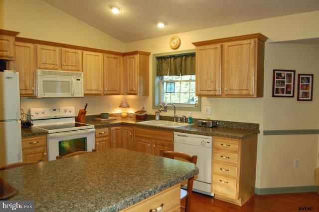 811 Rockville Road Spring Grove, PA 17362 - Photo 12 of 35