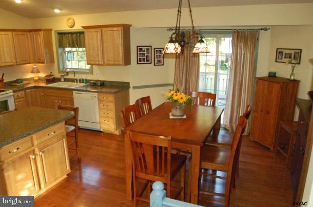 811 Rockville Road Spring Grove, PA 17362 - Photo 13 of 35