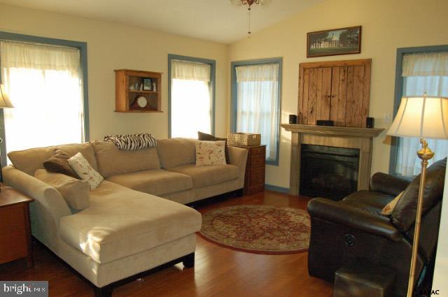 811 Rockville Road Spring Grove, PA 17362 - Photo 9 of 35