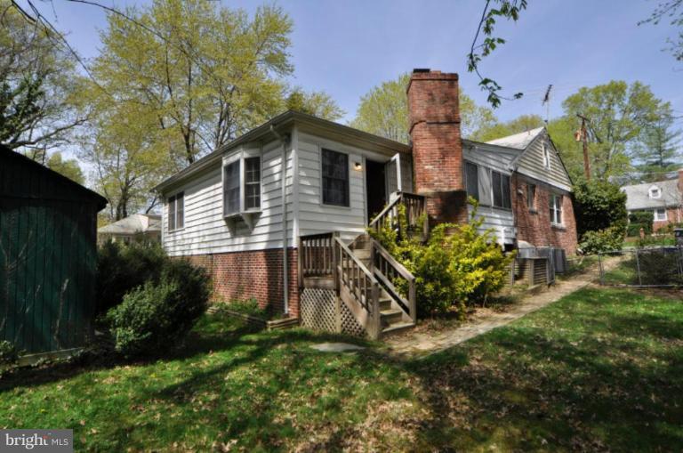 8056 Fairfax Road Alexandria, VA 22308 - Photo 2 of 14 Exterior (Rear)