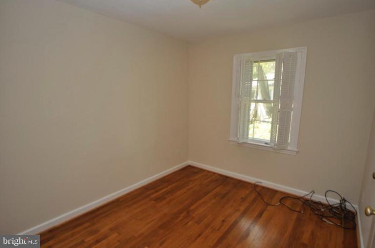 8056 Fairfax Road Alexandria, VA 22308 - Photo 5 of 14 Bedroom #2