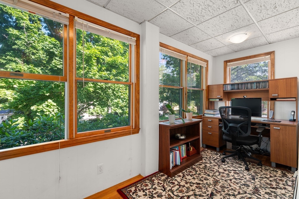 25 Kendall Road Lexington, MA 02421 - Photo 6 of 33