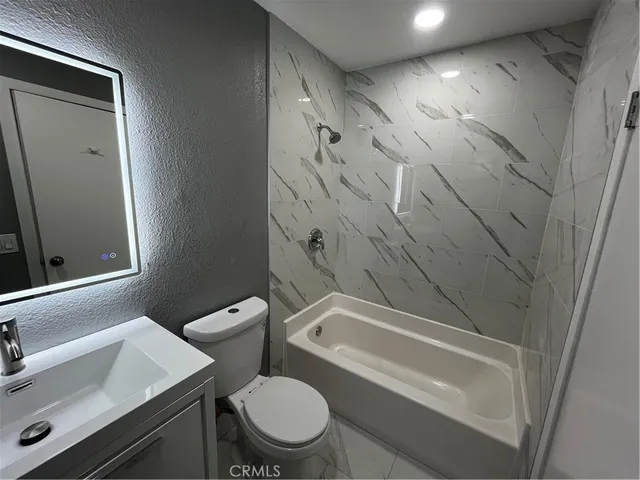 $1,800 | 2405 Tahoe Circle, Unit B, Hemet, CA 92545