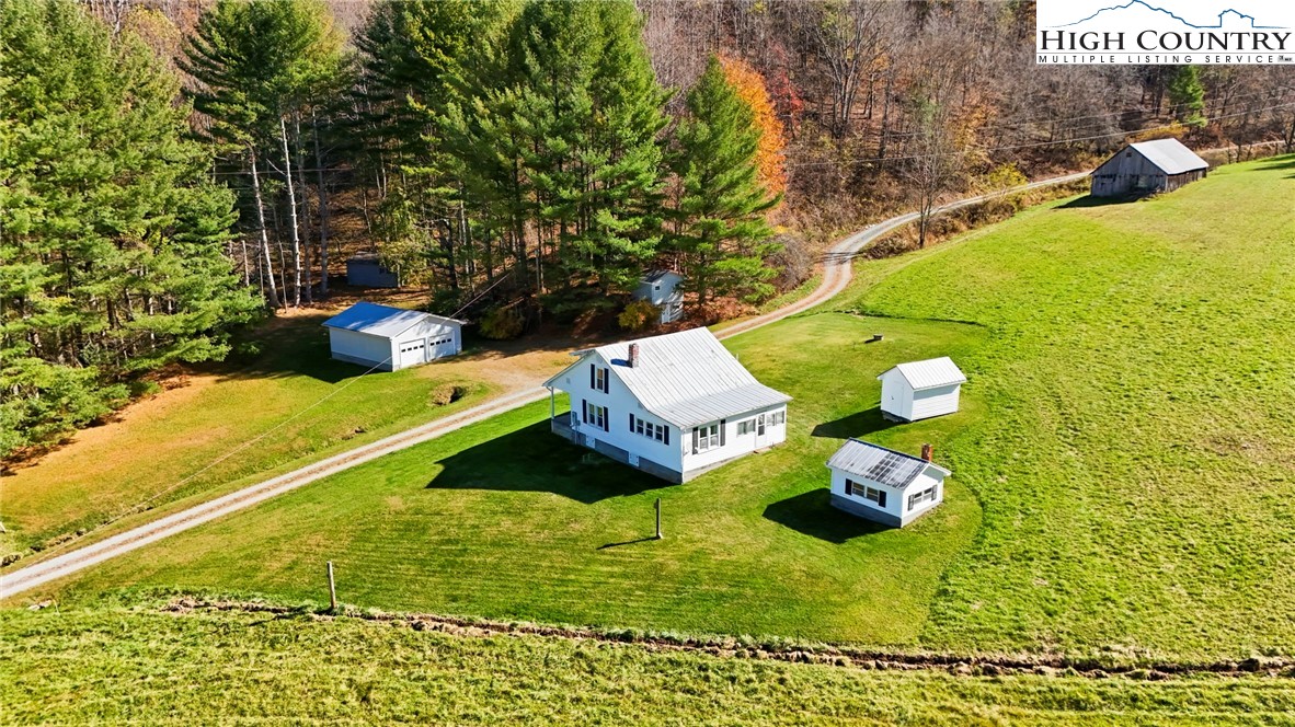 226 Loves Knob Road Sugar Grove, NC 28679 - Photo 12 of 50