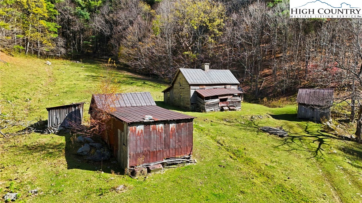 226 Loves Knob Road Sugar Grove, NC 28679 - Photo 24 of 50
