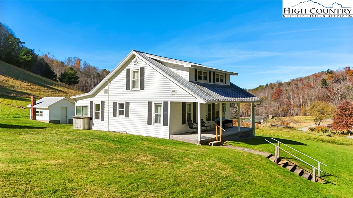 226 Loves Knob Road Sugar Grove, NC 28679 - Photo 27 of 50