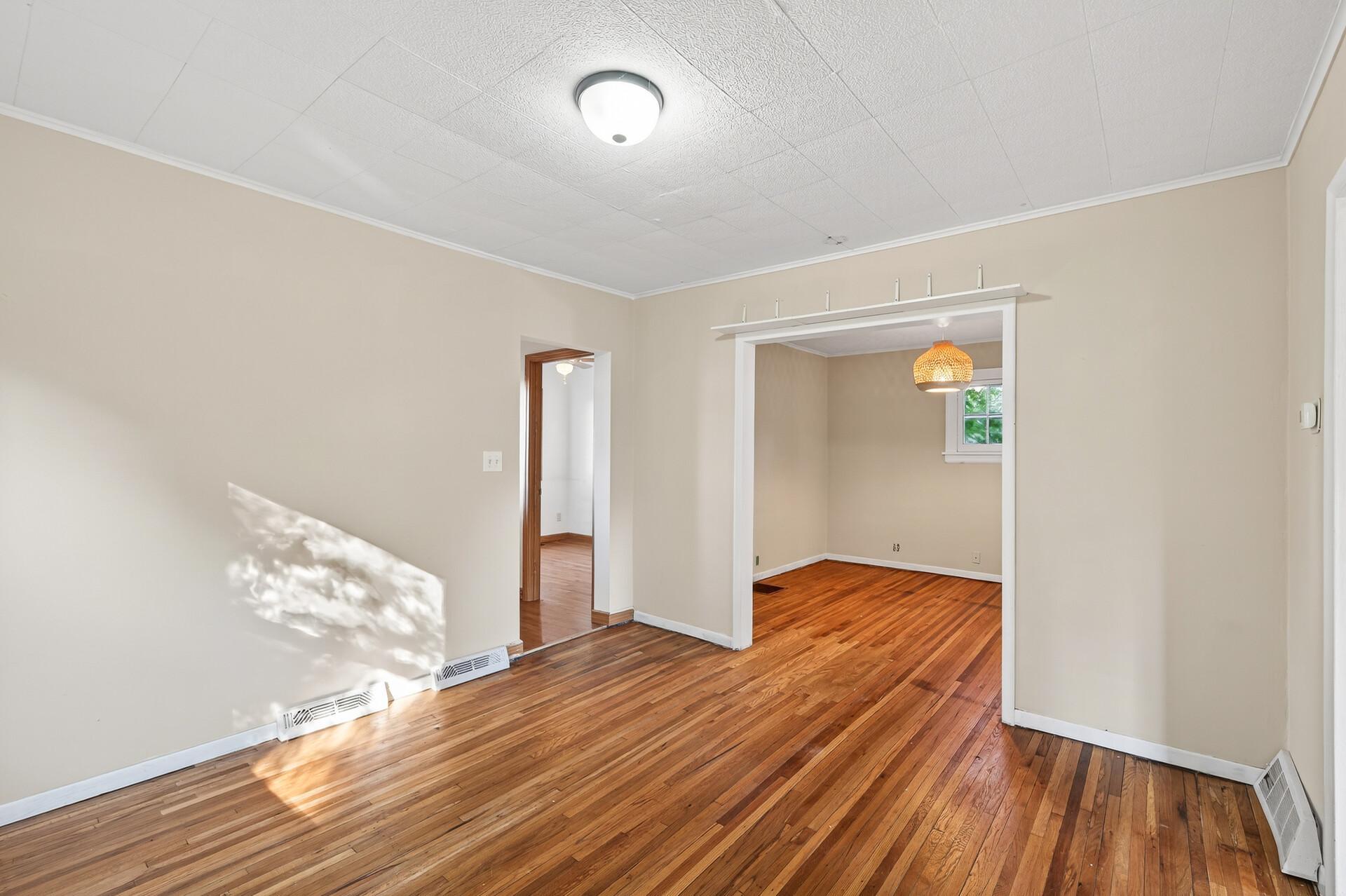 4353 Main Street Northeast Columbia Heights, MN 55421 - Photo 4 of 32