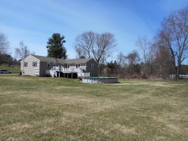 115 Whitaker Road Westfield, MA 01085 - Photo 6 of 30 Gallery Image 6