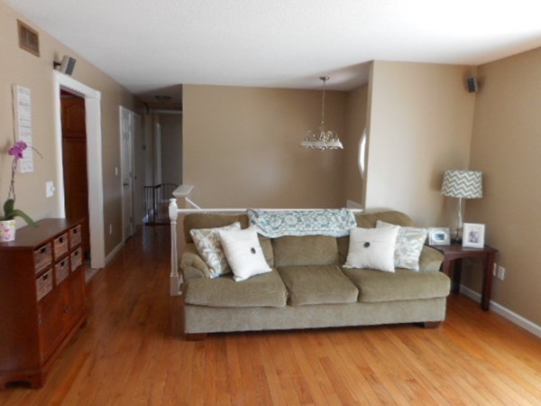 115 Whitaker Road Westfield, MA 01085 - Photo 10 of 30 Gallery Image 10