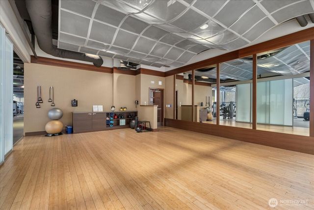 a view of a livingroom with furniture
