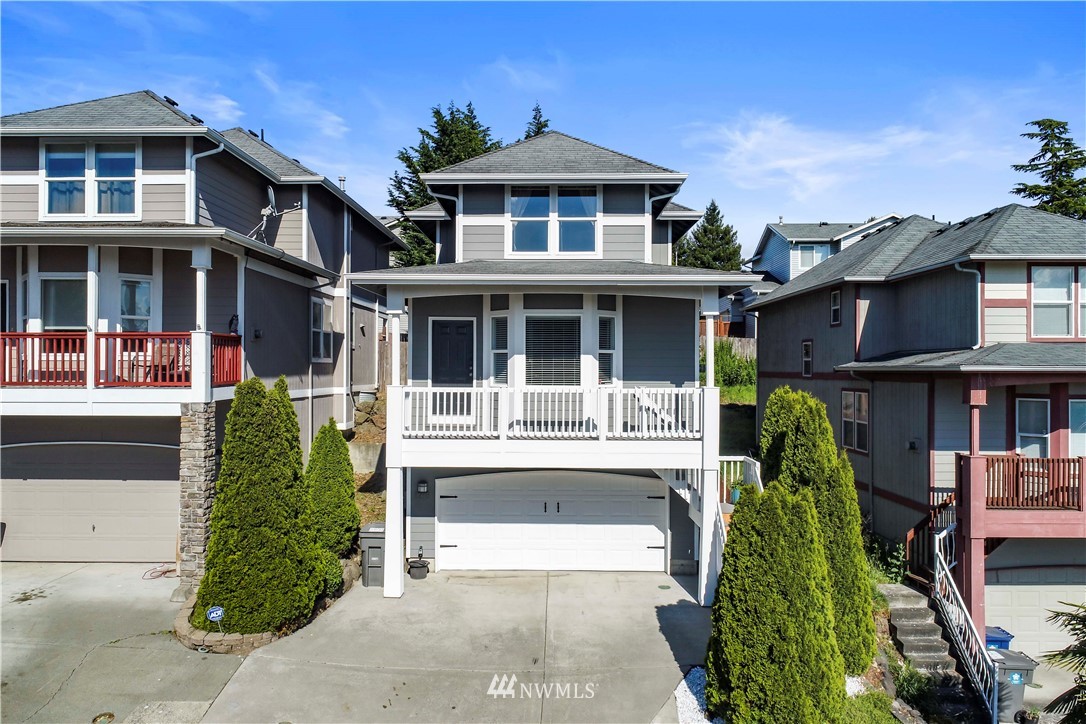 1218 Dayton Place Northeast Renton, WA 98056 - Photo 1 of 35 Gallery Image 1