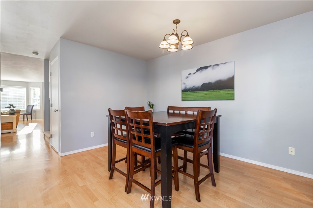 1218 Dayton Place Northeast Renton, WA 98056 - Photo 13 of 35 Gallery Image 13