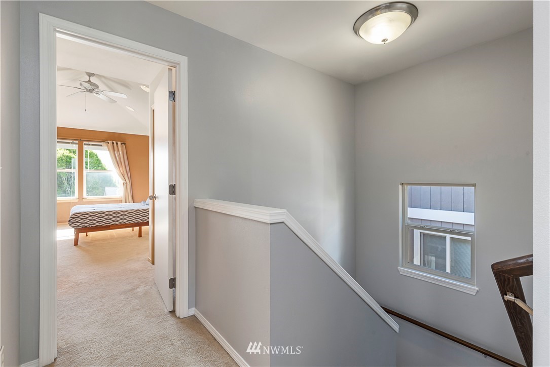 1218 Dayton Place Northeast Renton, WA 98056 - Photo 17 of 35 Gallery Image 17