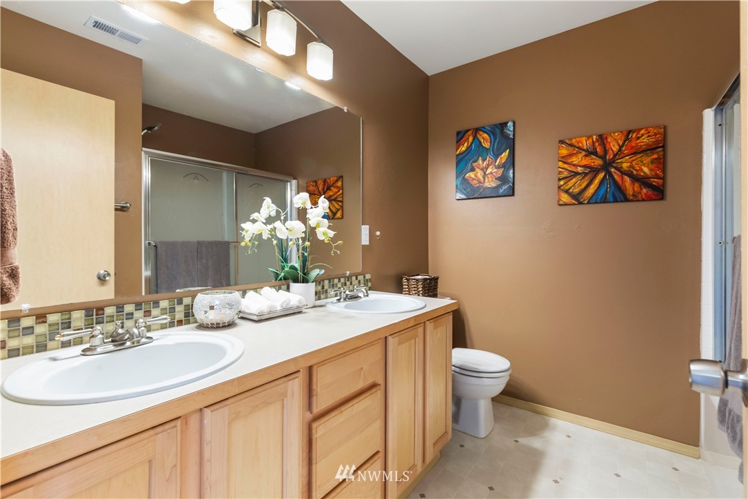 1218 Dayton Place Northeast Renton, WA 98056 - Photo 20 of 35 Gallery Image 20