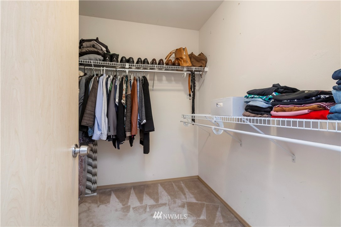 1218 Dayton Place Northeast Renton, WA 98056 - Photo 21 of 35 Gallery Image 21