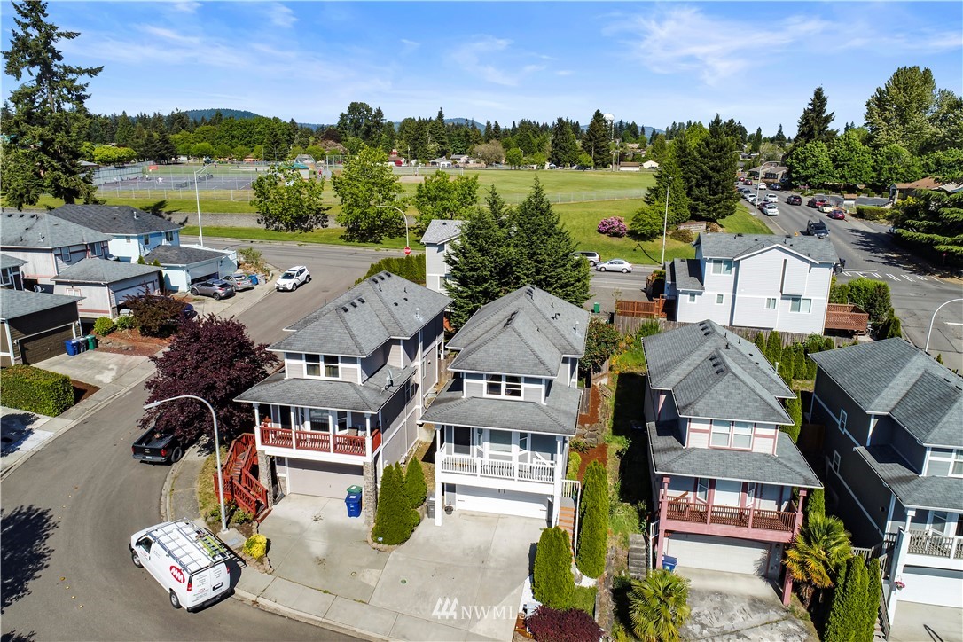 1218 Dayton Place Northeast Renton, WA 98056 - Photo 32 of 35 Gallery Image 32