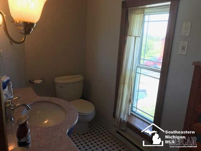 320 West Morocco Road Temperance, MI 48182 - Photo 17 of 31 21286820-16.JPG