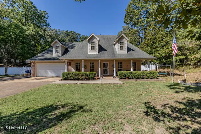$385,000 | 2701 Malone Road, Nesbit, MS 38651