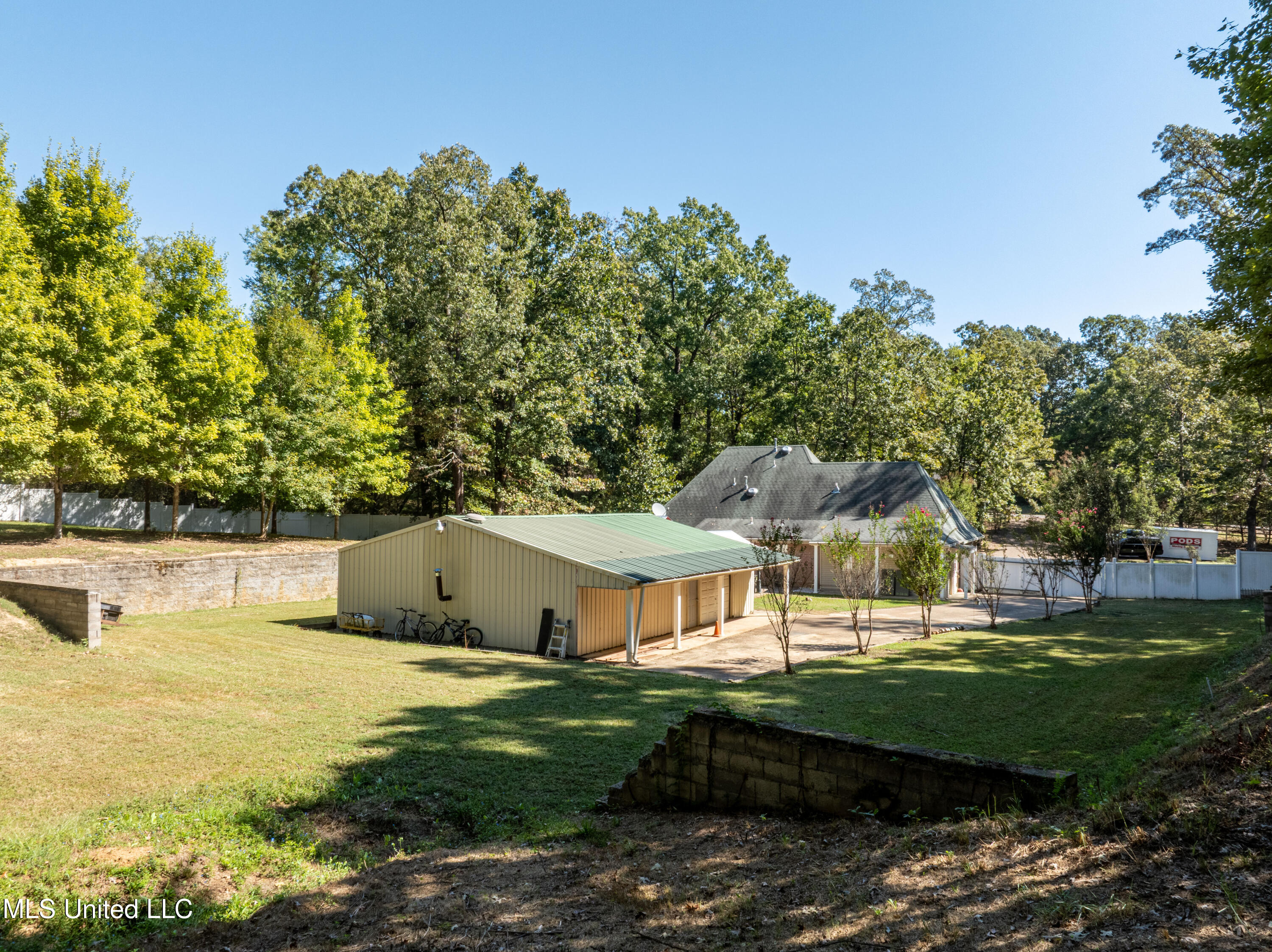 2701 Malone Road Nesbit, MS 38651 - Photo 32 of 50 Backyard