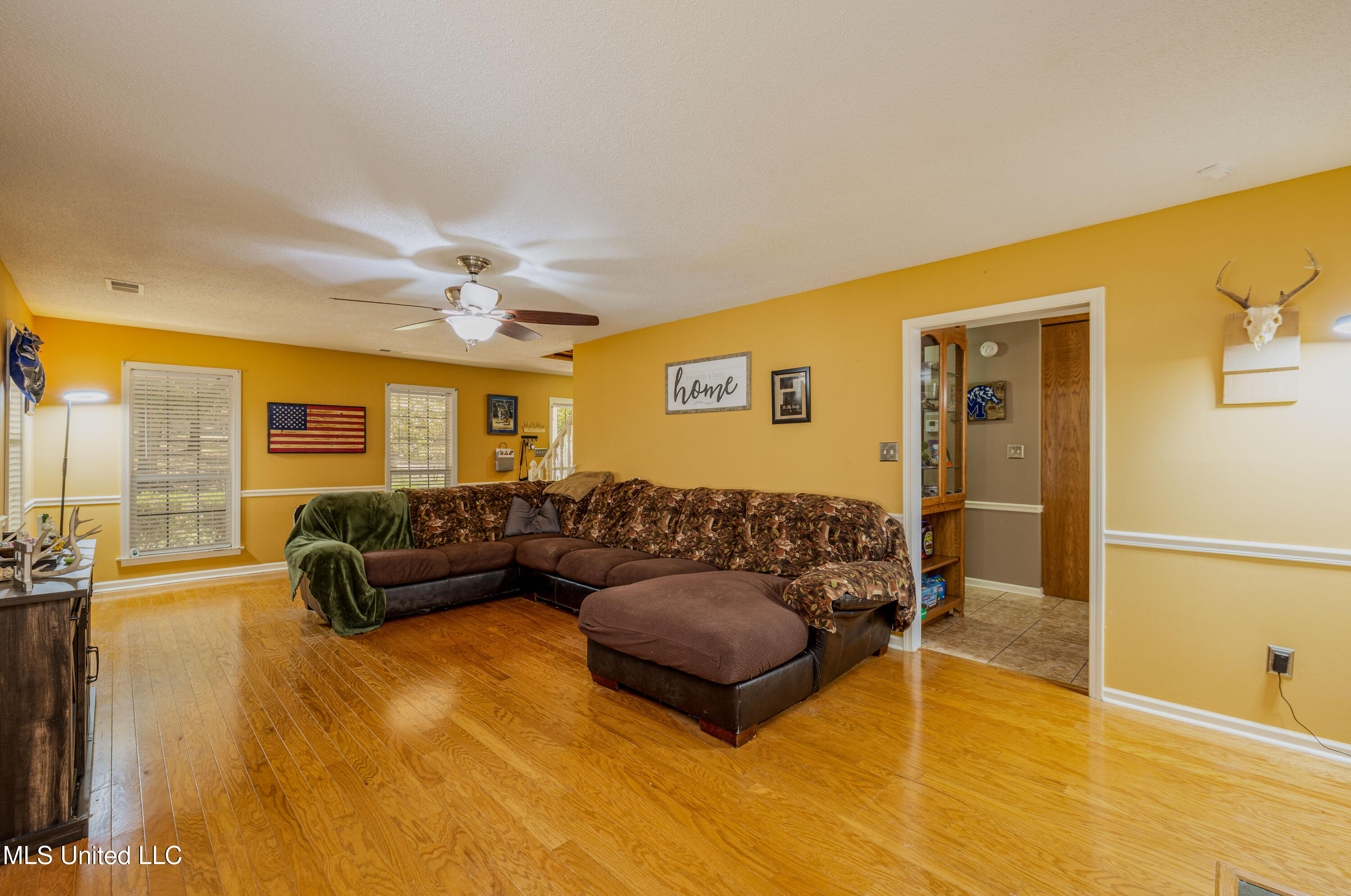 2701 Malone Road Nesbit, MS 38651 - Photo 7 of 50 Living Room