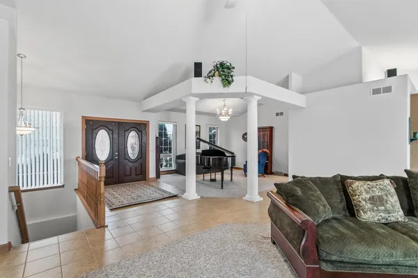 $799,900 | 2026 Stonehaven Drive, Sun Prairie, WI 53590
