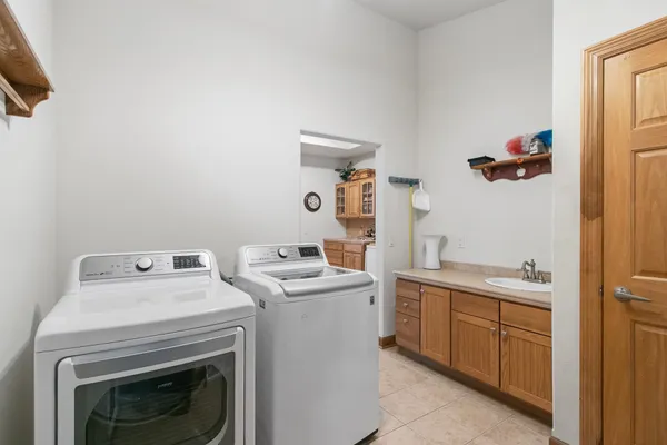 $799,900 | 2026 Stonehaven Drive, Sun Prairie, WI 53590