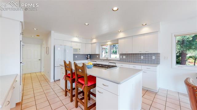 9630 South Perry Park Road Larkspur, CO 80118 - Photo 7 of 50 Gallery Image 7