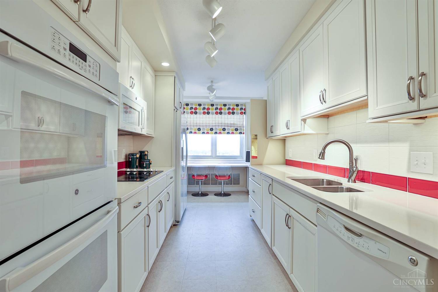 2444 Madison Road, Unit 1908 Cincinnati, OH 45208 - Photo 15 of 43 Gallery Image 15