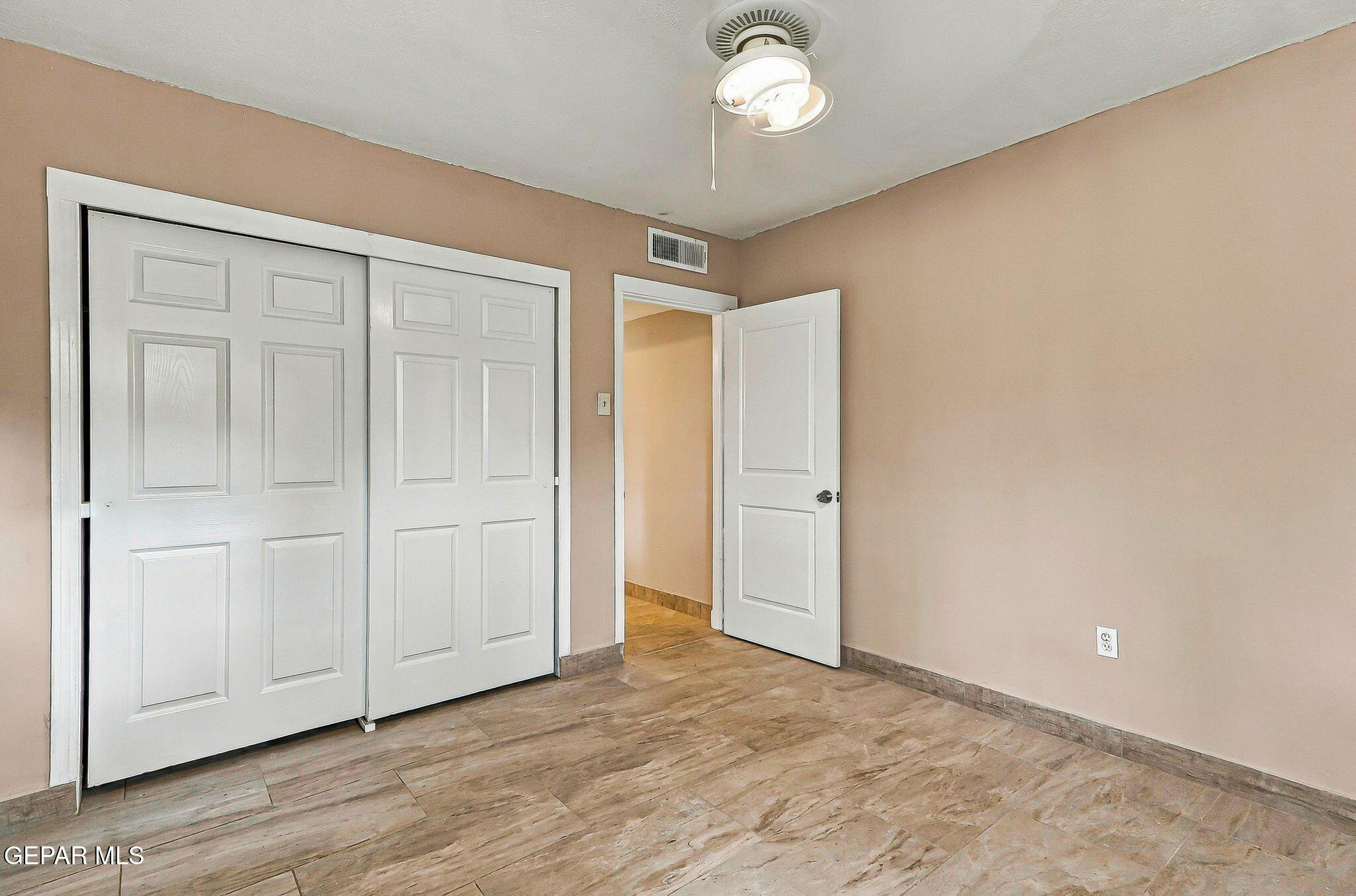 241 Riverside Drive El Paso, TX 79915 - Photo 23 of 45 23-web-or-mls-IMG_9755_1