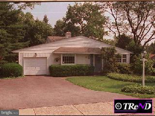 206 Suffolk Road Flourtown, PA 19031 - Photo 1 of 1