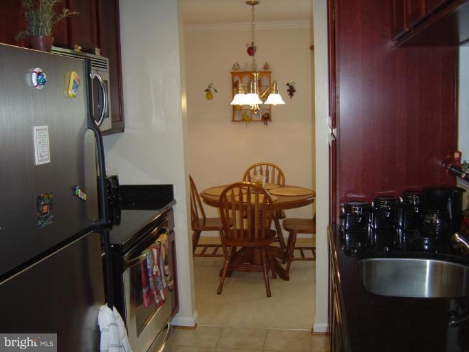 15653 Horseshoe Lane, Unit 653 Woodbridge, VA 22191 - Photo 3 of 7