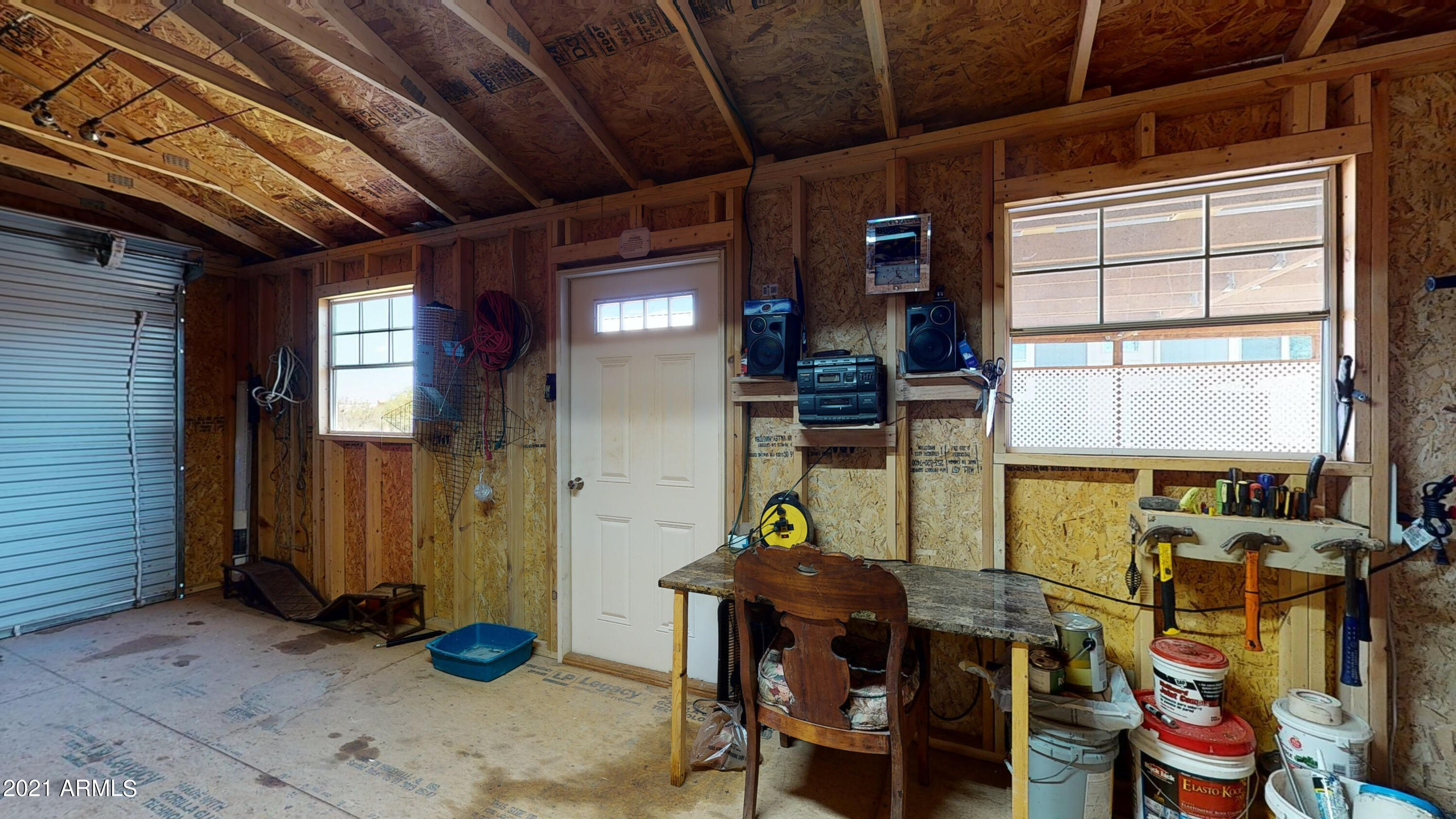 696 North Warren Road Benson, AZ 85602 - Photo 28 of 31 Detached garage interior