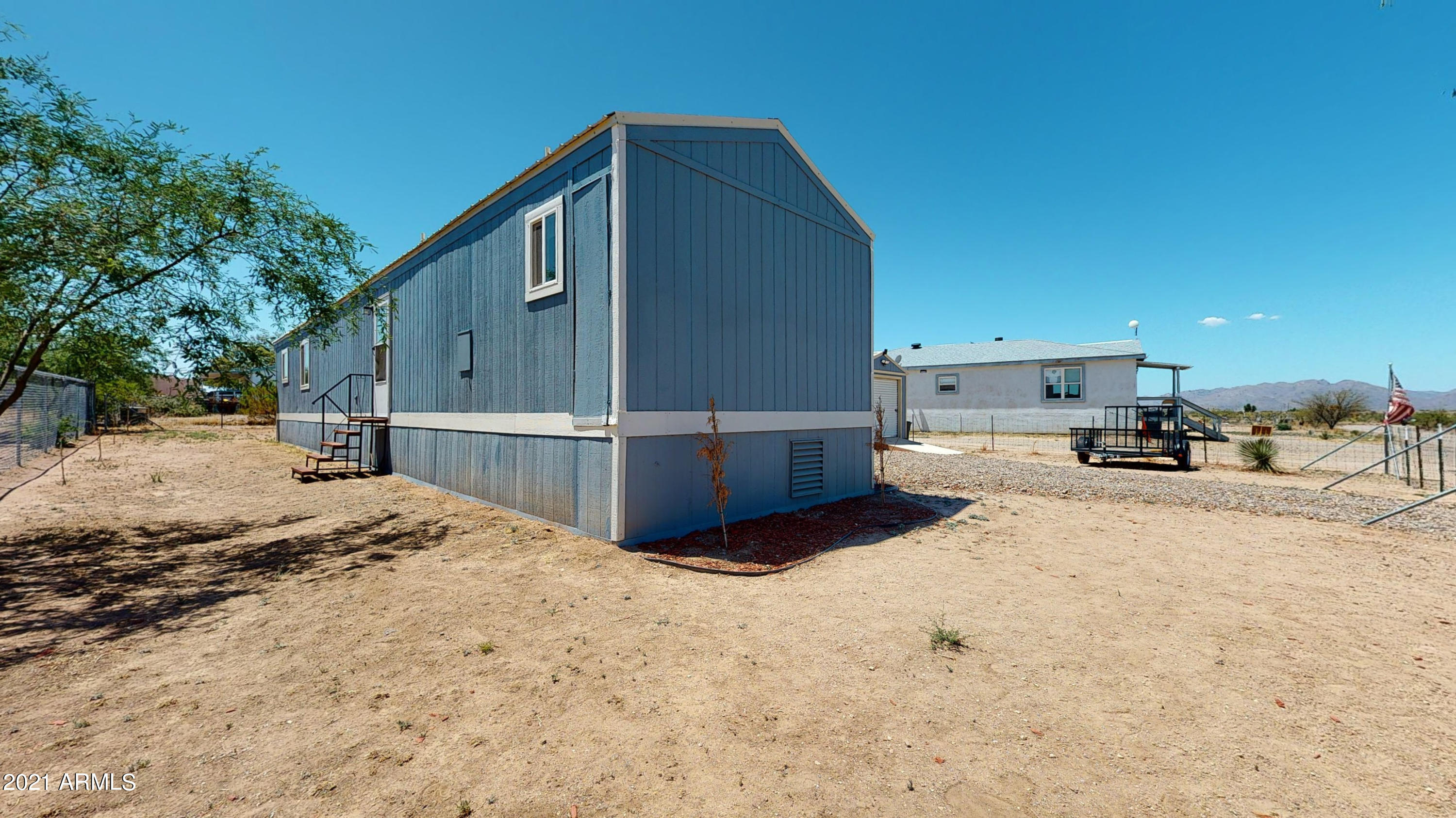696 North Warren Road Benson, AZ 85602 - Photo 6 of 31 Southeast corner of home
