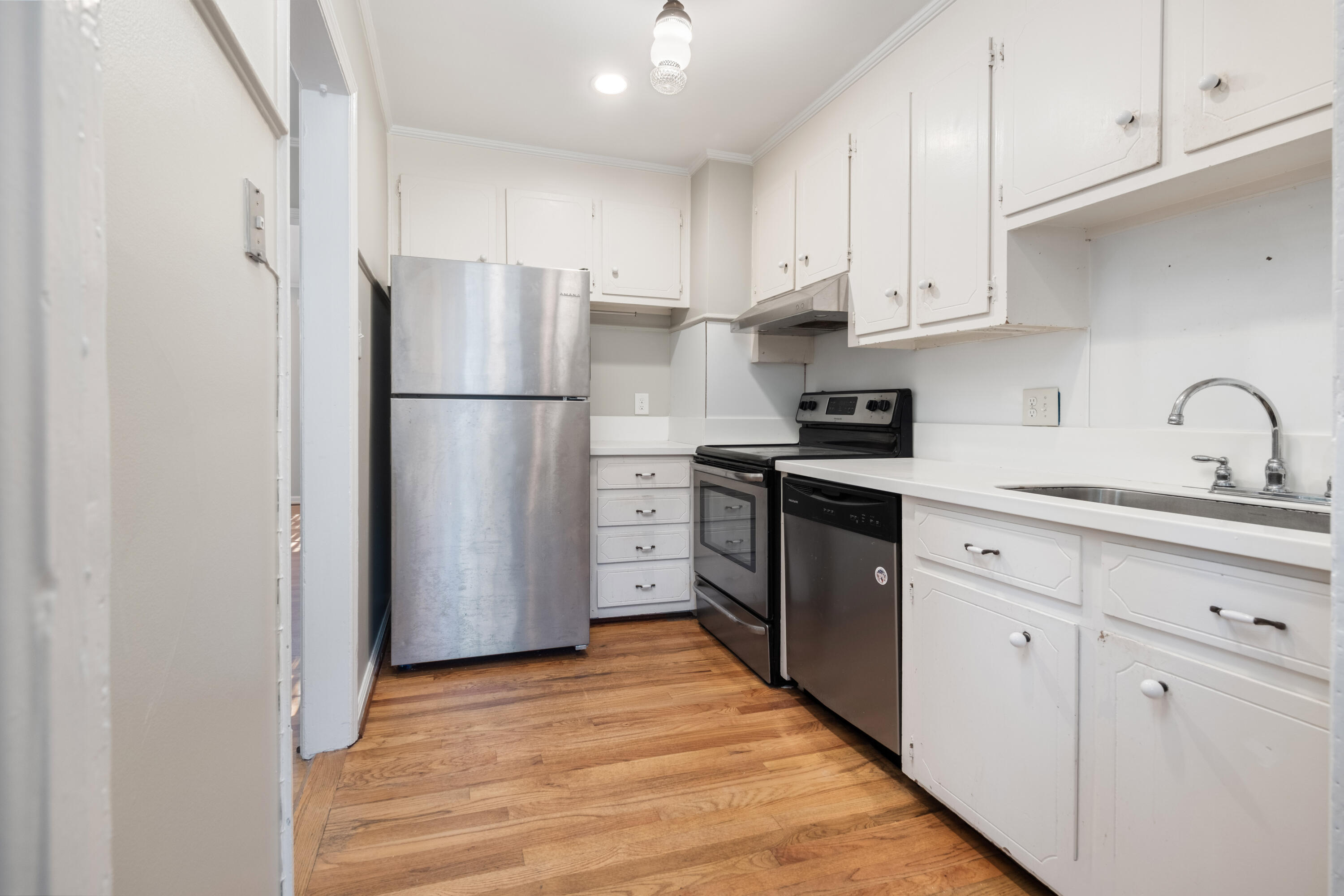 4806 Berckman Road North Charleston, SC 29405 - Photo 12 of 25 4806 Berckman Rd_Eterna_Media-10