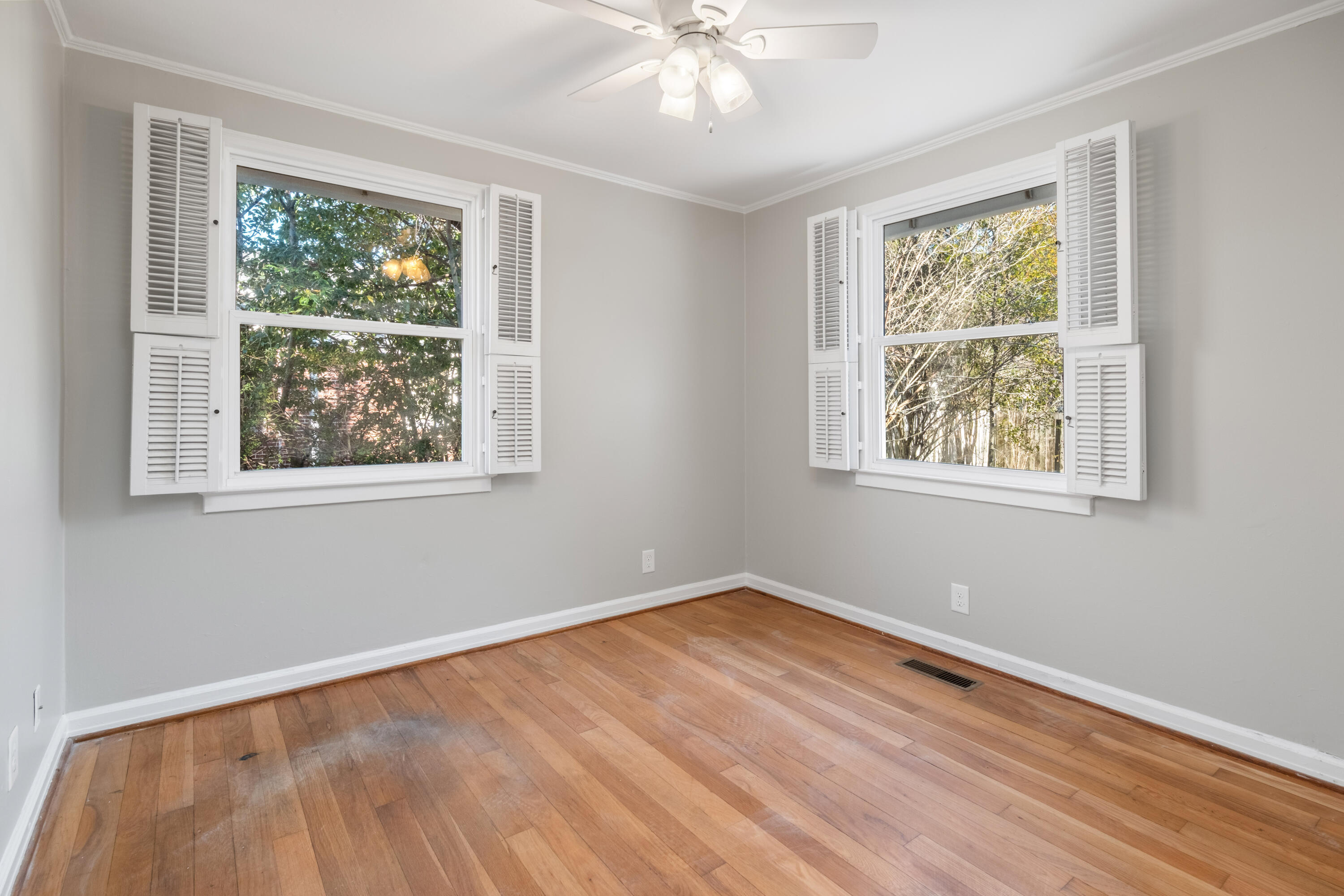 4806 Berckman Road North Charleston, SC 29405 - Photo 17 of 25 4806 Berckman Rd_Eterna_Media-15