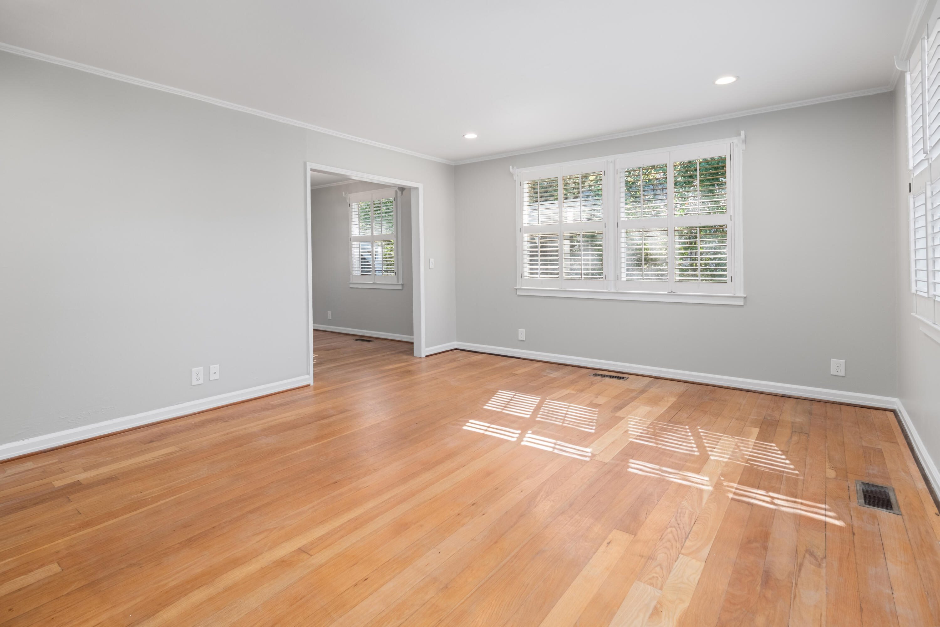 4806 Berckman Road North Charleston, SC 29405 - Photo 6 of 25 4806 Berckman Rd_Eterna_Media-5