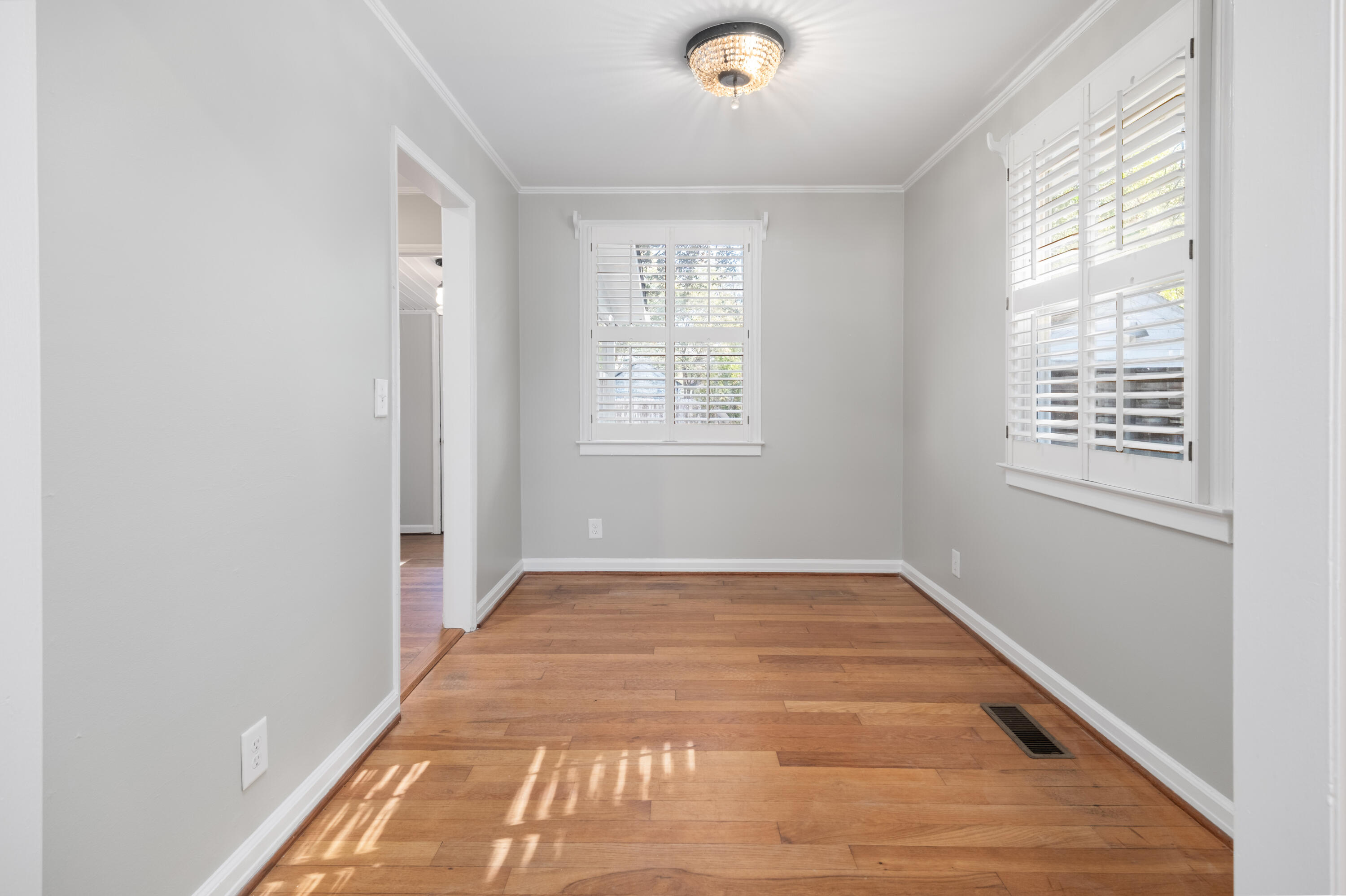 4806 Berckman Road North Charleston, SC 29405 - Photo 9 of 25 4806 Berckman Rd_Eterna_Media-8