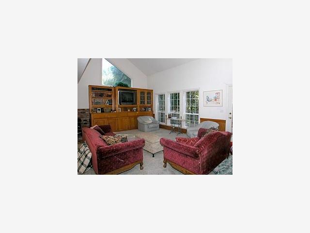841 Browns Valley Road Watsonville, CA 95076 - Photo 5 of 7 Gallery Image 5