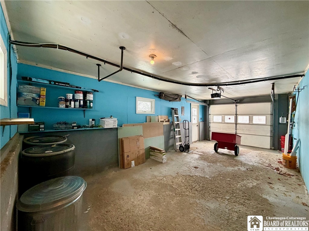 3375 Stone Quarry Road Sheridan, NY 14063 - Photo 18 of 26 Attached Garage