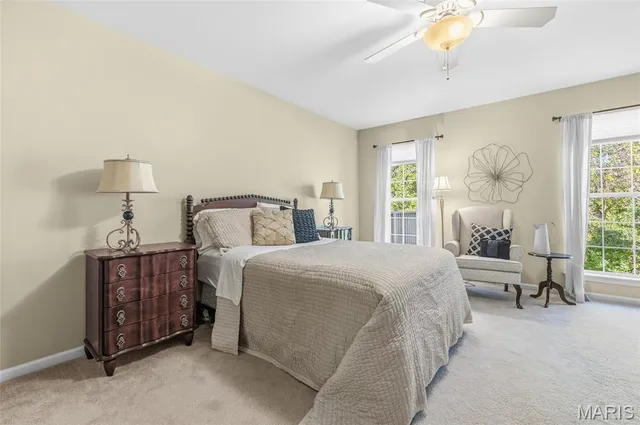 $325,000 | 5004 Castlegate Lane, Godfrey, IL 62035