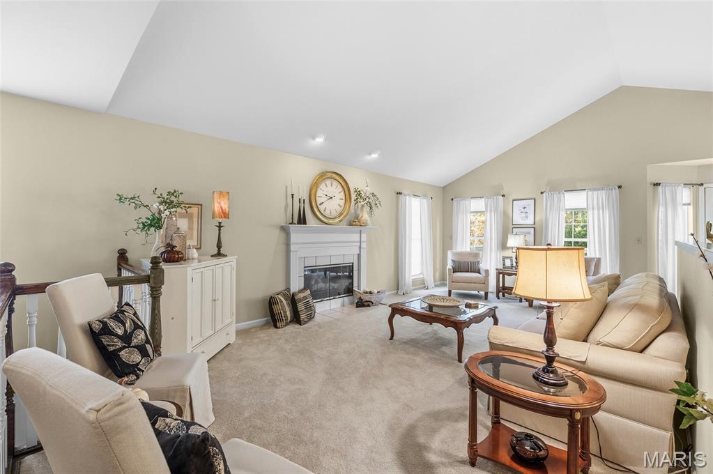 5004 Castlegate Lane Godfrey, IL 62035 - Photo 4 of 37