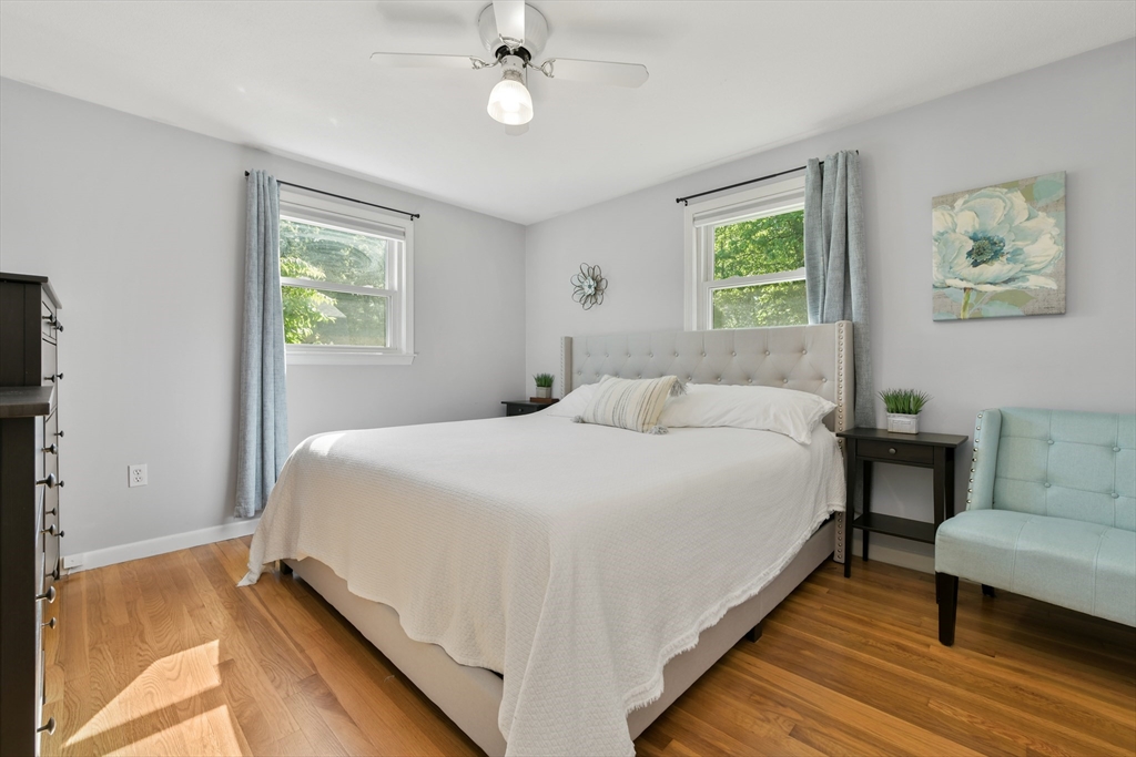172 Davis Road Dracut, MA 01826 - Photo 11 of 23 Gallery Image 11