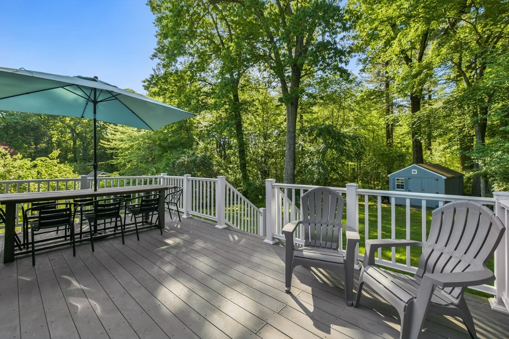 172 Davis Road Dracut, MA 01826 - Photo 19 of 23 Gallery Image 19