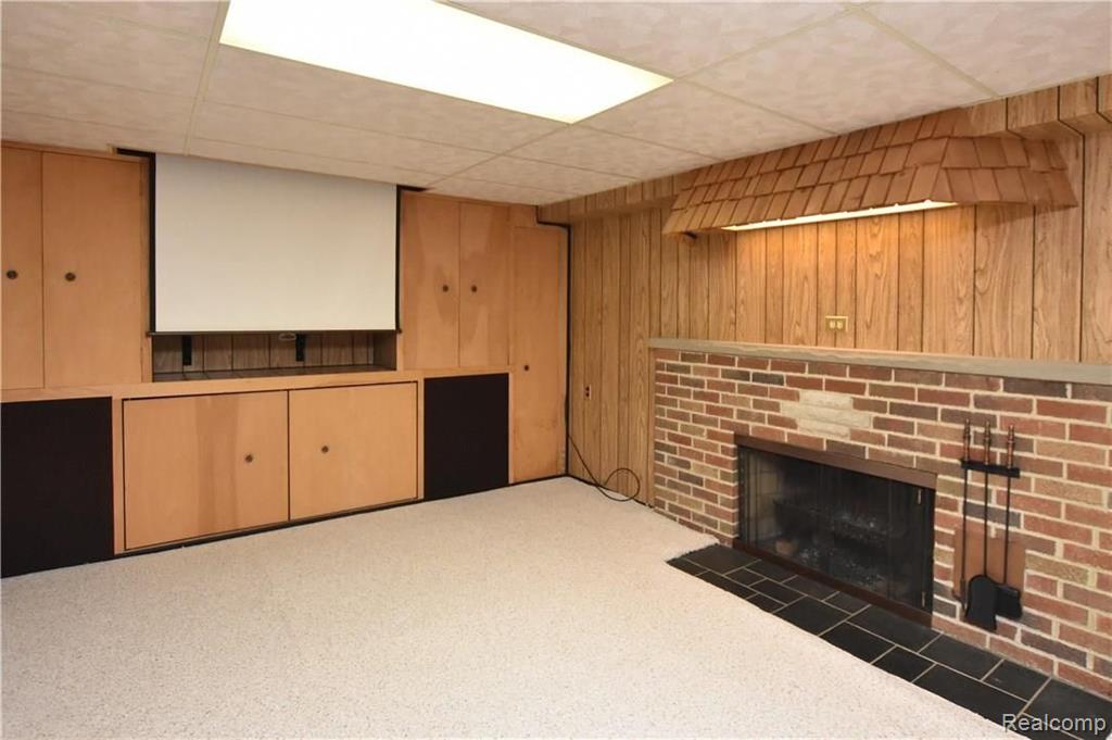 16279 Beverly Road Franklin, MI 48025 - Photo 25 of 38