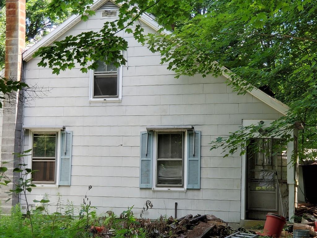 15 Redstone Hill Road Sterling, MA 01564 - Photo 4 of 21 Gallery Image 4