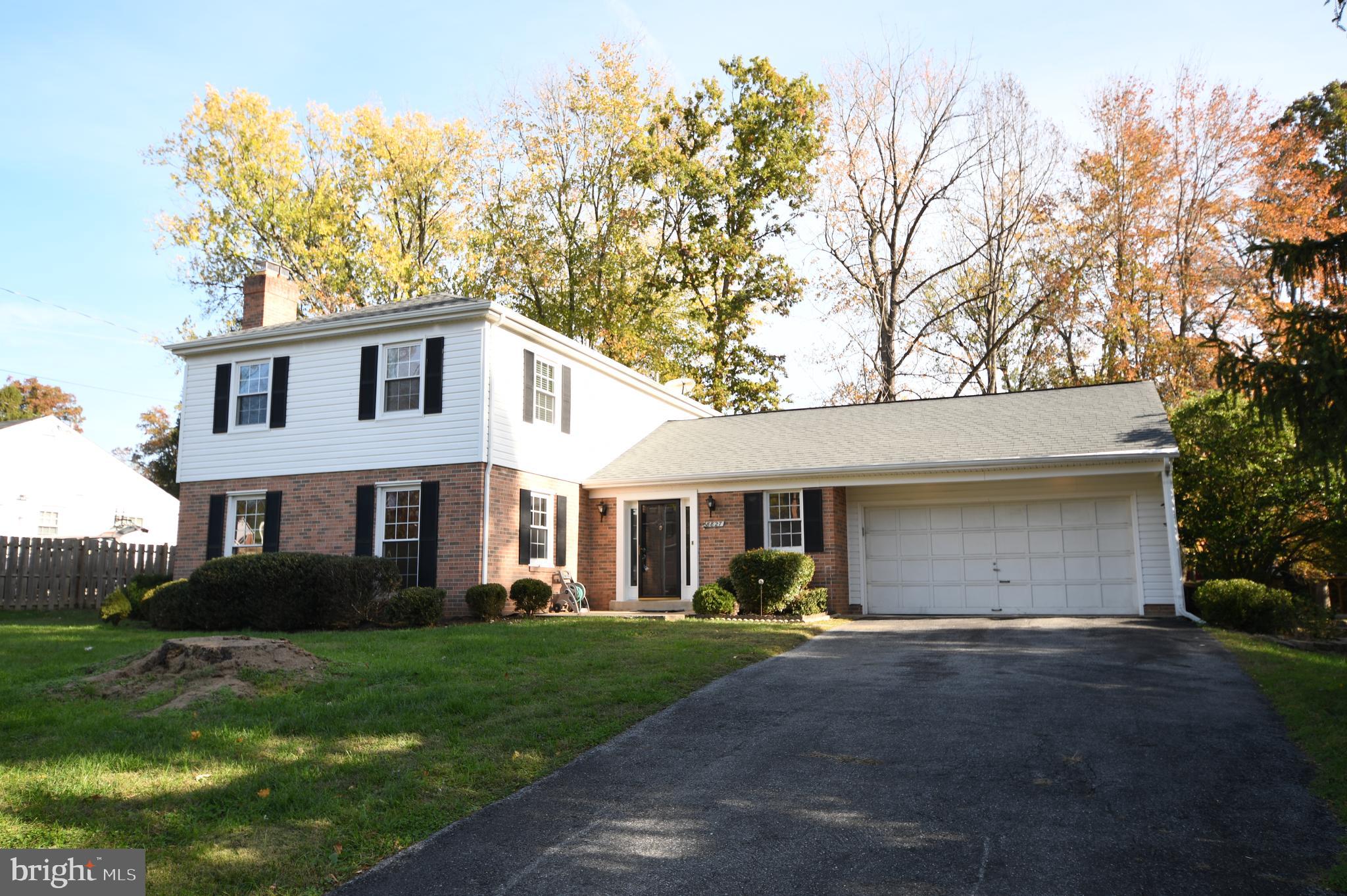 8827 Tuckerman Lane Potomac, MD 20854 - Photo 3 of 74