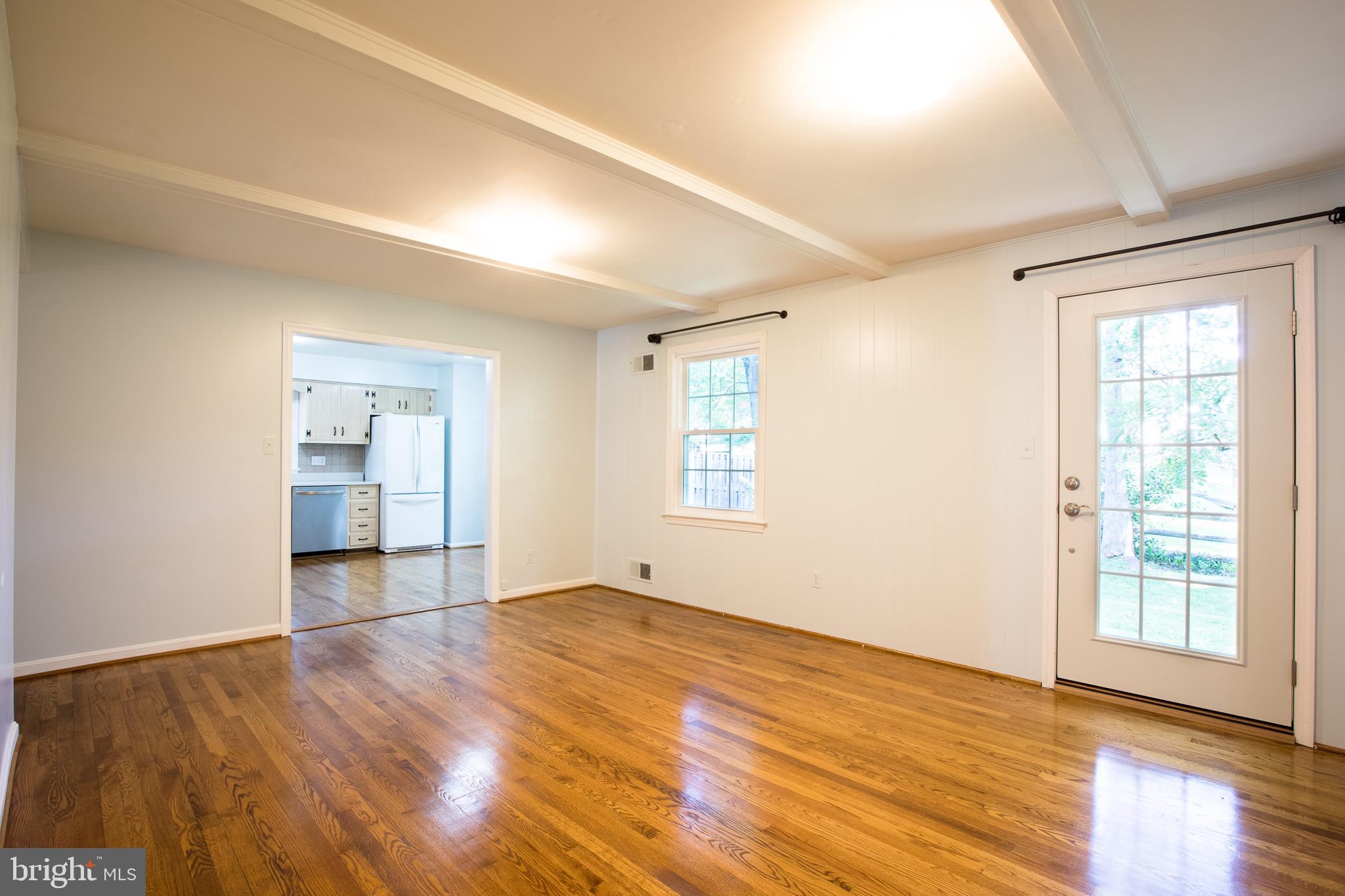 8827 Tuckerman Lane Potomac, MD 20854 - Photo 28 of 74