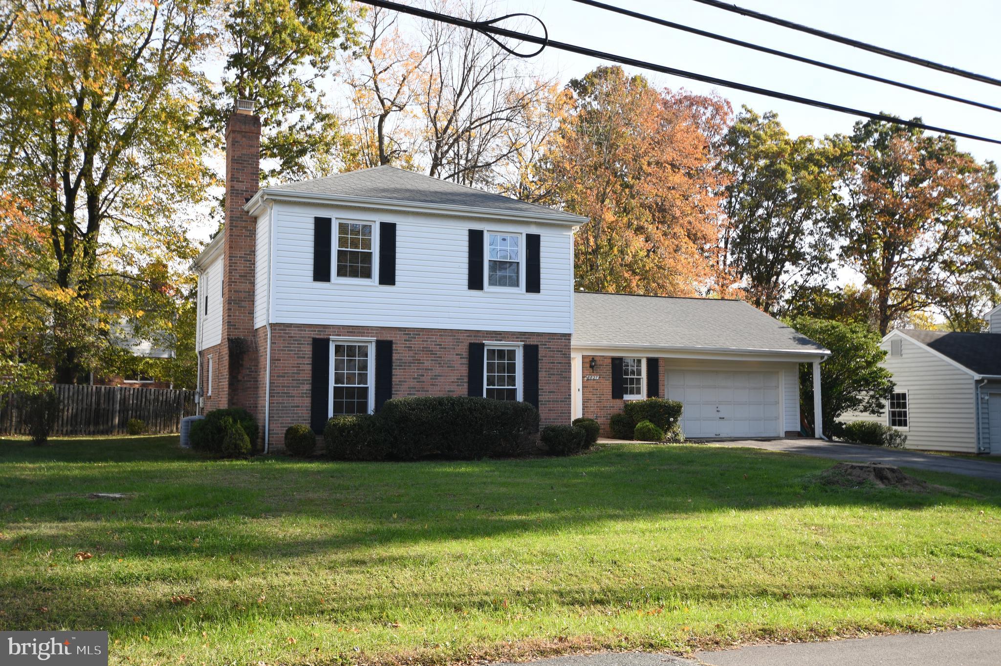 8827 Tuckerman Lane Potomac, MD 20854 - Photo 4 of 74