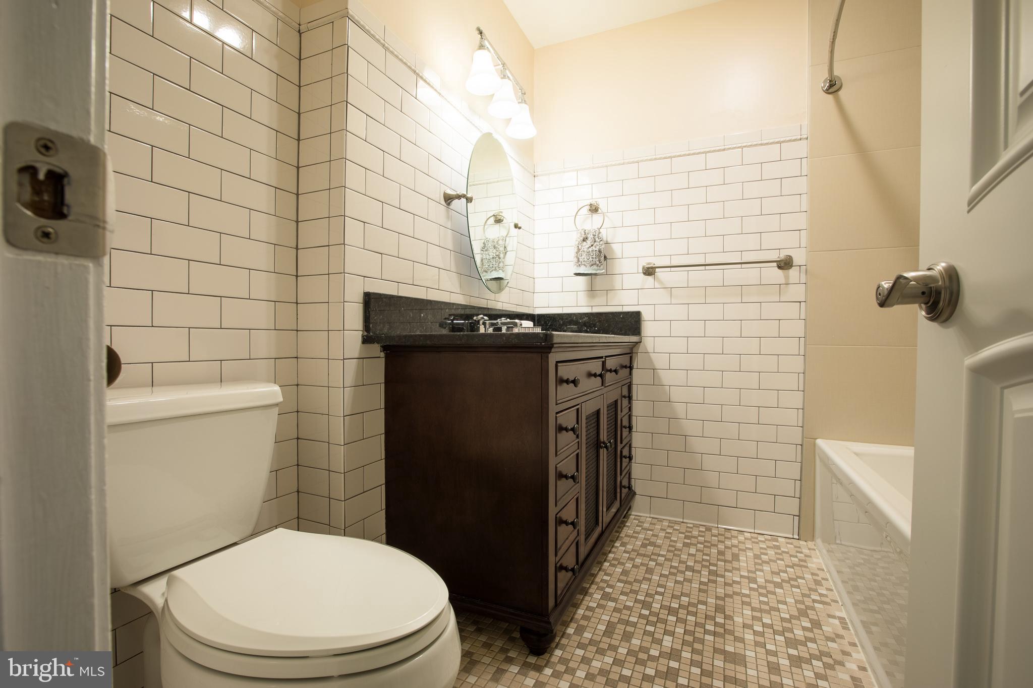 8827 Tuckerman Lane Potomac, MD 20854 - Photo 41 of 74